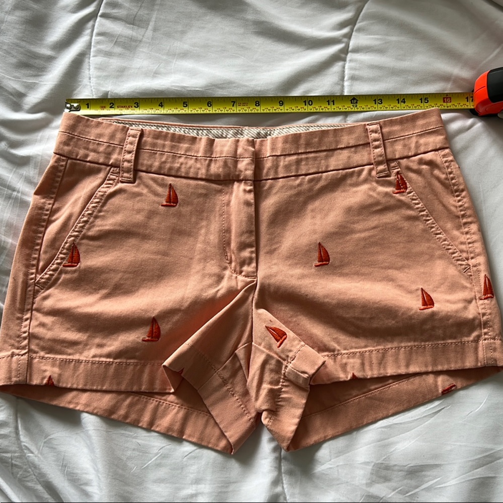 J. Crew • Peach Shorts w/ Embroidered Sailboats • Size 4